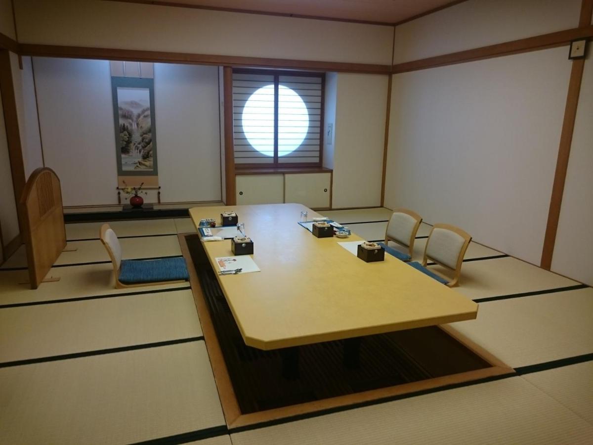 The Gran Resort Elegante Awajishima Екстер'єр фото