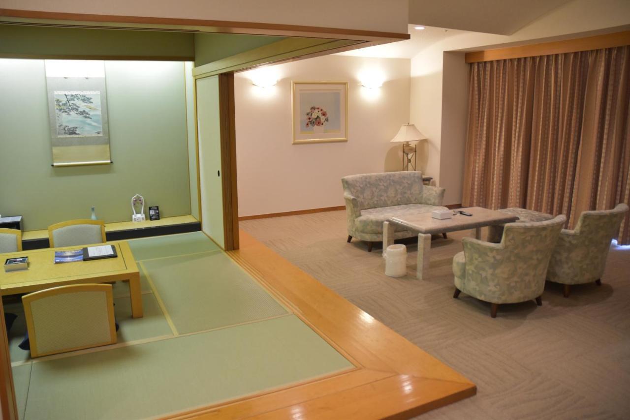 The Gran Resort Elegante Awajishima Екстер'єр фото