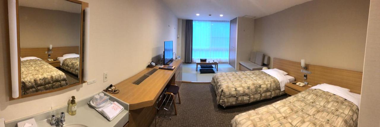 The Gran Resort Elegante Awajishima Екстер'єр фото