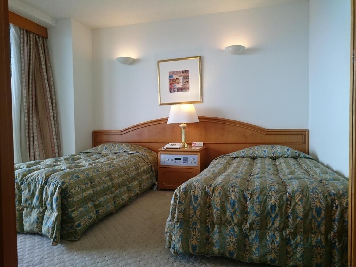 The Gran Resort Elegante Awajishima Екстер'єр фото